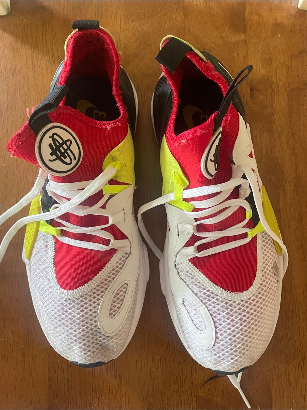 Nike Huarache EDGE Sneakers - Red White Yellow